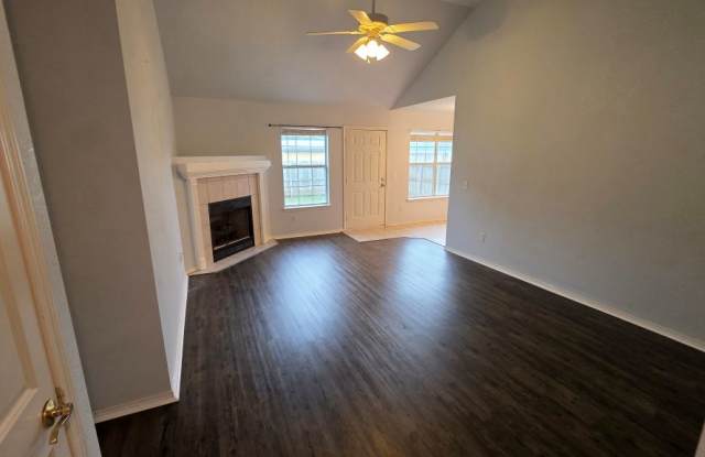 638 Bliss Cir Gallery 2