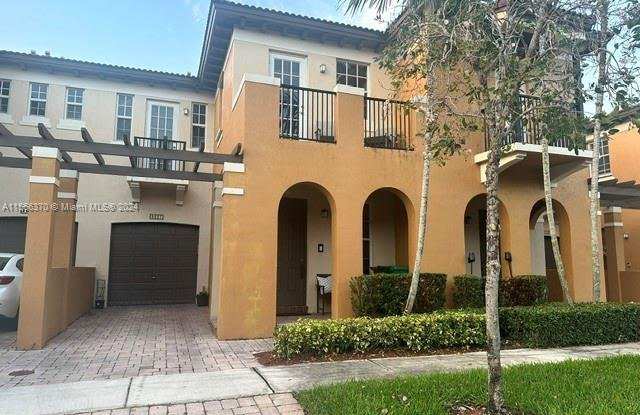 8607 Buckskin Manor - 8607 Buckskin Manor, Davie, FL 33328