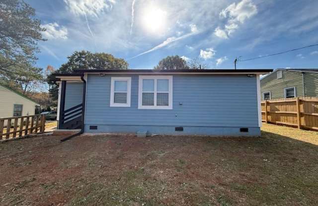 2526 Center St NW photos photos