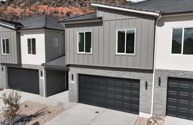 Open Concept! 4 Bed, 2.5 Bath, 2 Car Garage photos photos