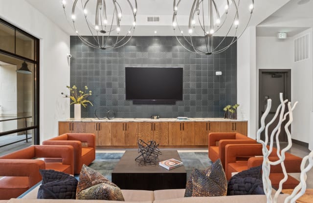 Addison Grove Gallery 3