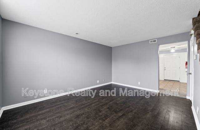 1269 Stateline Road Gallery 2