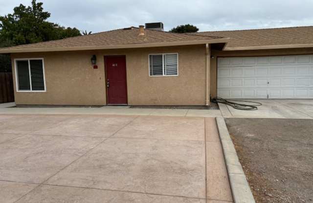 Cozy 2 Bedroom House with a 2 Car Garage - 15 East Mount Diablo Avenue, Tracy, CA 95376