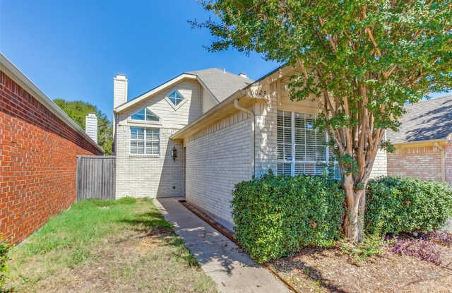 6023 Lloyd Court Gallery 1