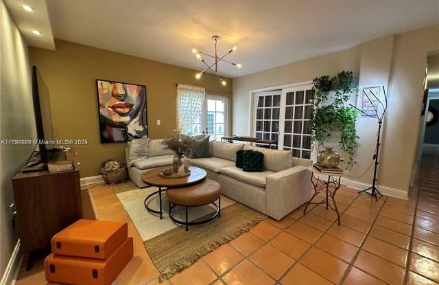 323 Navarre Ave photos photos