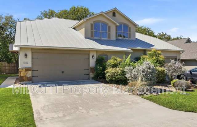 1275 Old FM 306 Gallery 1