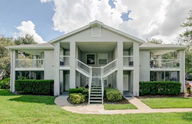 RENT NOW and receive the rest of NOVEMBER FREE! Reduced Security Deposit available for qualified applicants! Beautiful 1bed/1 bath Condo with a Balcony For Rent at Regency Park in Lake Mary! - 732 Secret Harbor Lane, Seminole County, FL 32746