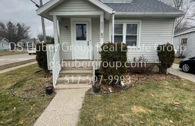 805 Comfort Street Lansing, MI 48915 Gallery 1