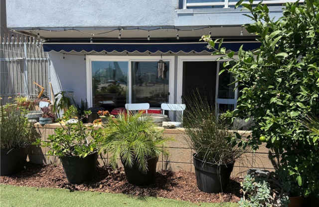 1200 E Ocean Boulevard photos photos