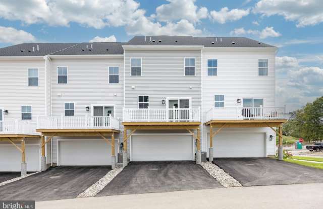 205 BRONZE Street - 205 Bronze Street, Phoenixville, PA 19460