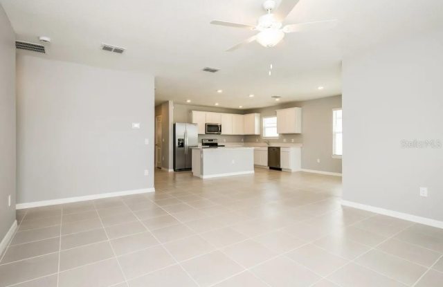 132 ROYAL FERN DRIVE Gallery 3