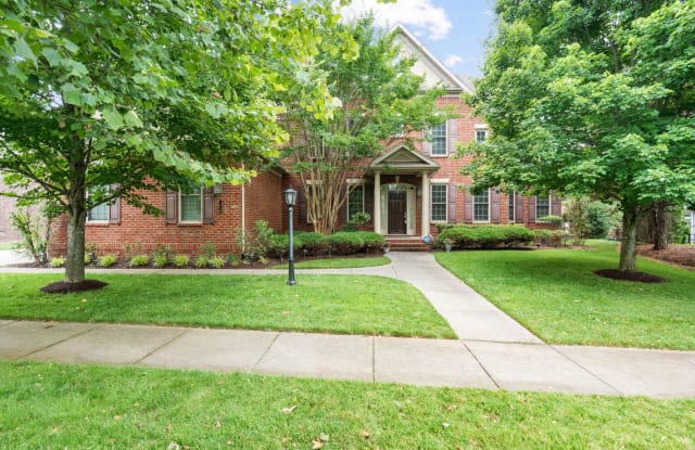 1610 Twin Square Way photos photos