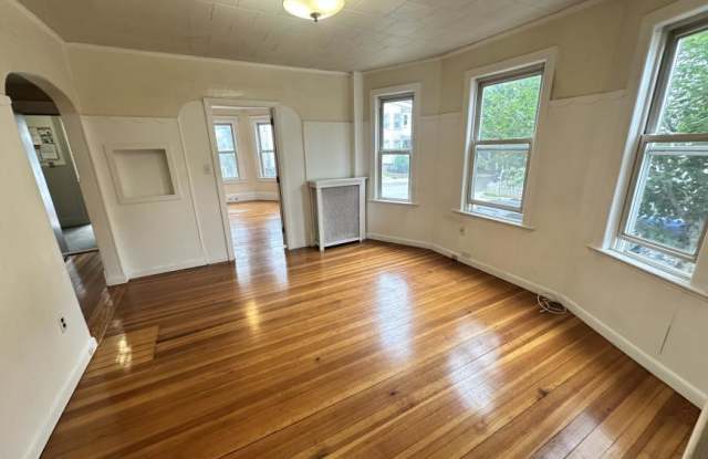 69 Conwell Ave. photos photos