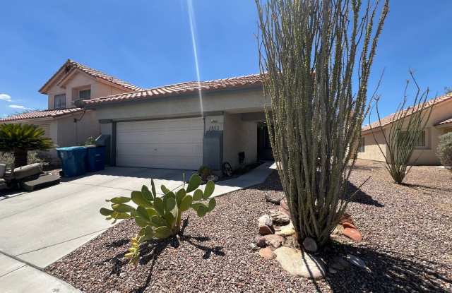 **COMING SOON** Charming Single-Story 3 Bedroom Home with Fireplace & Private Backyard photos photos