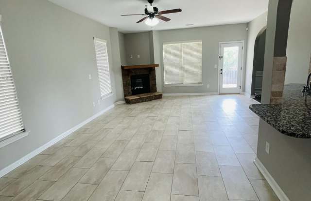 4434 Grove Landing Drive Gallery 4