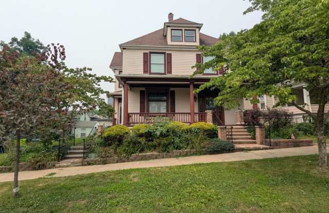 Welcome to this fully furnished 3-bedroom, 1.5-bath home in Massillon photos photos Welcome to this fully furnished 3-bedroom, 1.5-bath home in Massillon photos photos