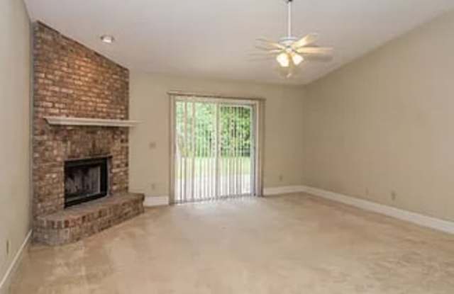 2860 Sandy Beach Lane Gallery 3
