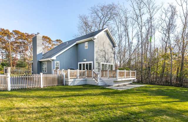 200 Woodbine Drive Gallery 2