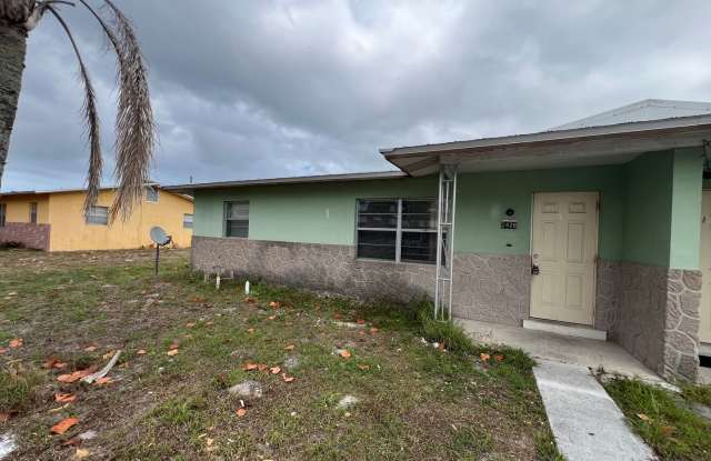 2/1 Duplex - 2426 Seneca Avenue, Fort Pierce North, FL 34946