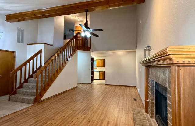 Spacious 3 bed, 2.5 Bath 2-story Home in South Okc photos photos
