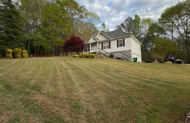 450 Pine Grove Road Gallery 1