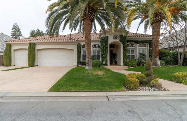 Luxurious Furnished Spanish-Style Home with Pool, Sauna  Short-Term Lease Options photos photos