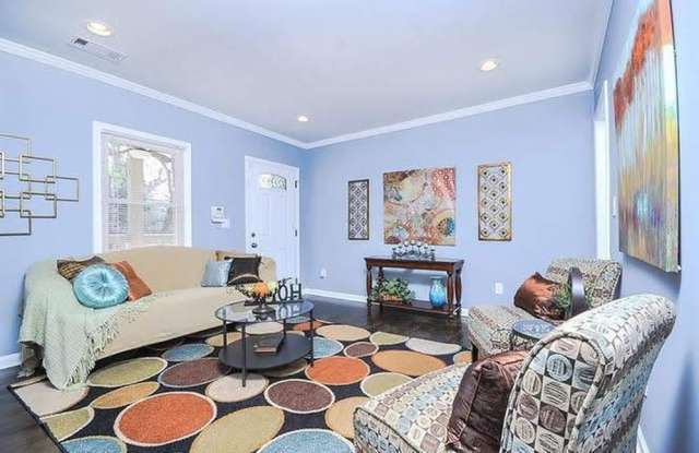 1361 Westmont Road South West Gallery 2