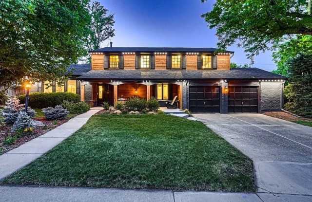 GORGEOUS 5BR House in Denver with PICKLEBALL COURT photos photos