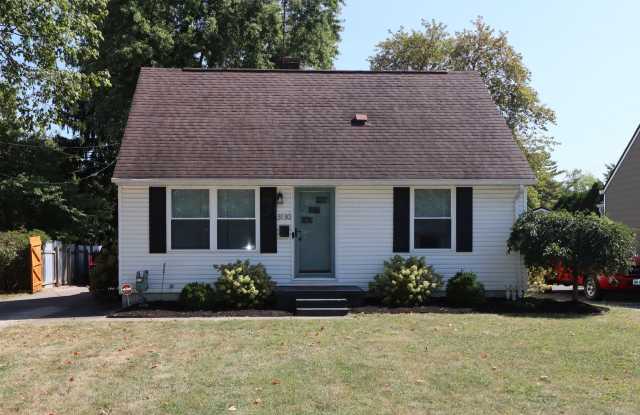 3130 Reis Avenue photos photos