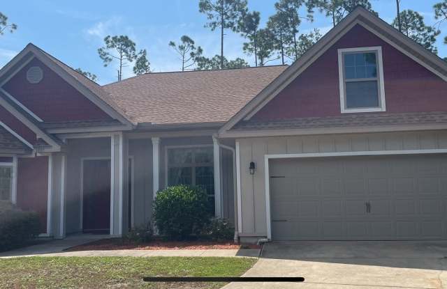Immaculate executive home in Laird Point! Gallery 1