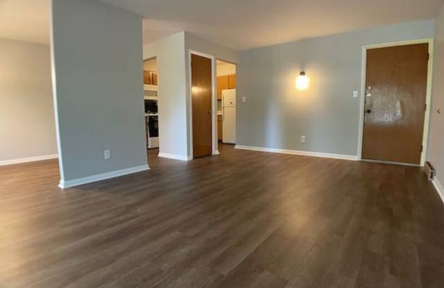 911 North Sheridan Road - A2 Gallery 3