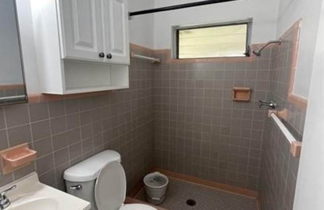 1736 Van Buren Street - 21 photos photos