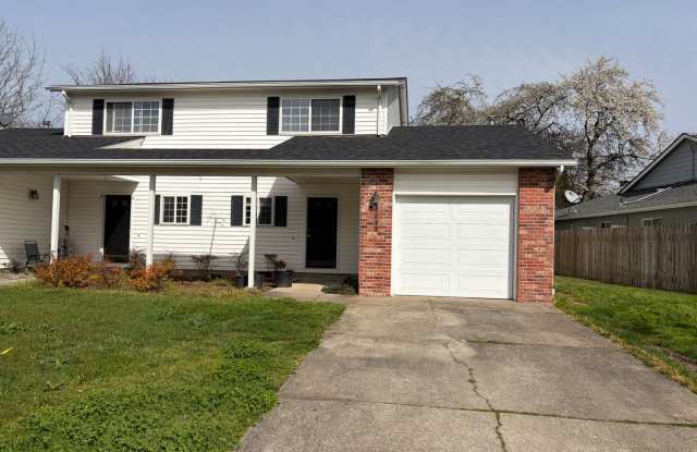 3 Bedroom 2 bath Duplex photos photos