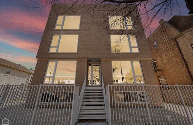 2021 W Washington Boulevard - 2021 West Washington Boulevard, Chicago, IL 60612