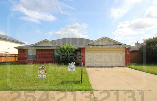 Charming 4-Bed, 2-Bath now available for rent! - Don't miss out! photos photos