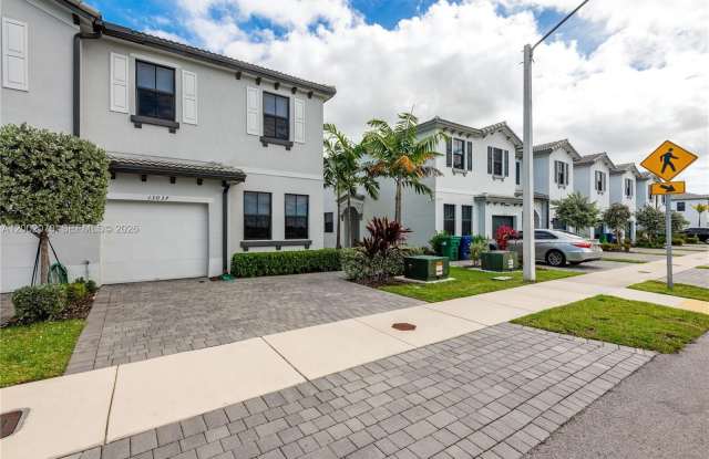 13037 SW 286th Way photos photos