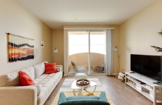 1373 Lincoln Blvd - 1373 Lincoln Boulevard, Santa Monica, CA 90401