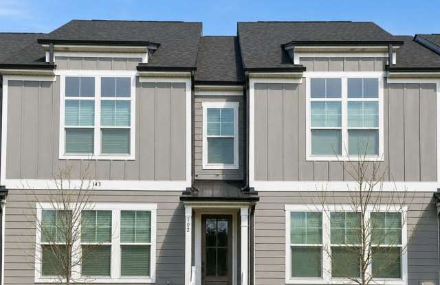 3-Bedroom, 2.5 Bath Townhome for Rent in Mooresville, NC | Attached Garage & Modern Kitchen photos photos