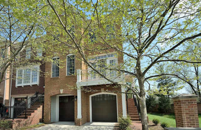 100 HERNDON MILL CIRCLE Gallery 2
