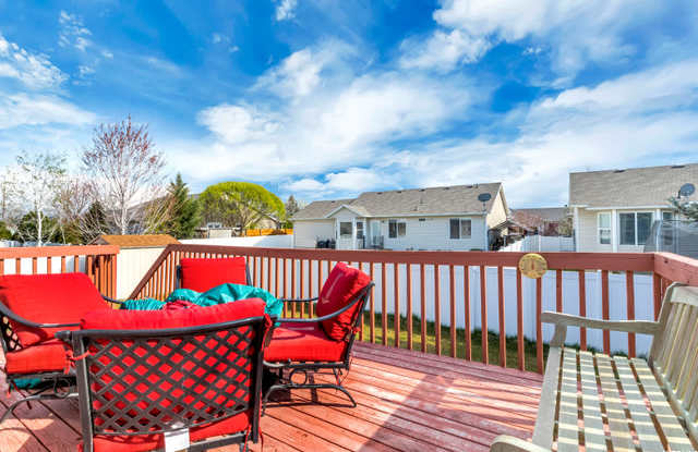 2451 W 1600 N St photos photos