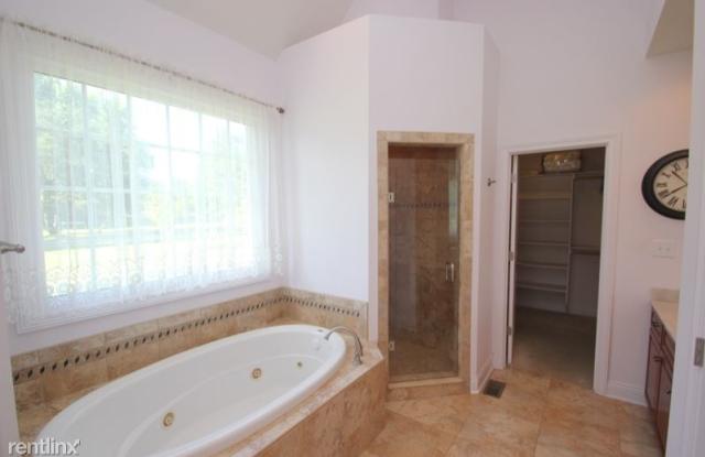 10858 Brooks School Rd Gallery 4