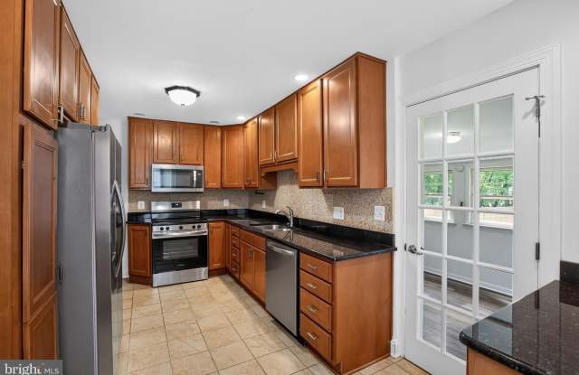 14925 SCHALL Road Gallery 2
