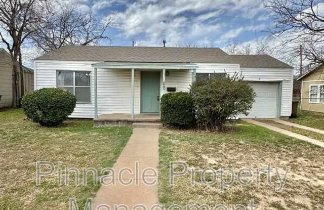 309 N Milton photos photos