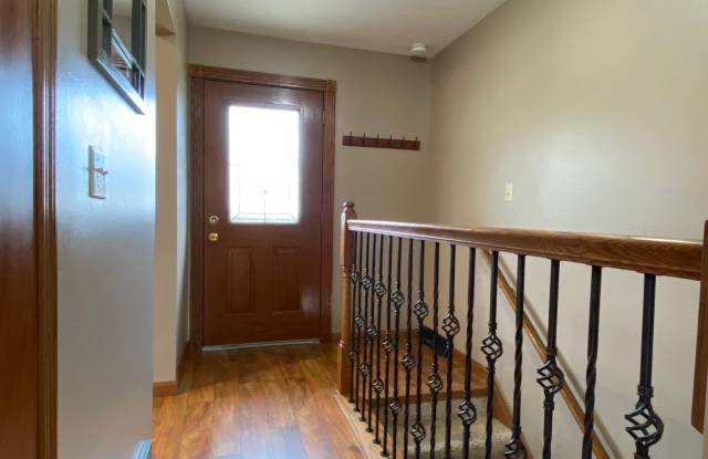1752 Sharon Drive Gallery 4