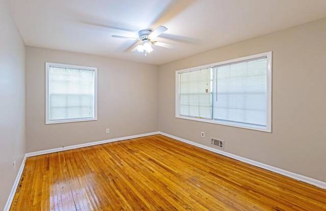 1339 Shoreham Drive Gallery 2