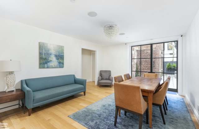 48 West 75th Street Gallery 2