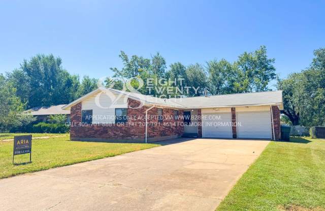NICE 3 BED/1.5 BATH ON QUIET CUL-DE-SAC IN MWC COMING SOON! TOURING AVAILABLE 8/8/2025 - 1201 Lauren Lane, Midwest City, OK 73110