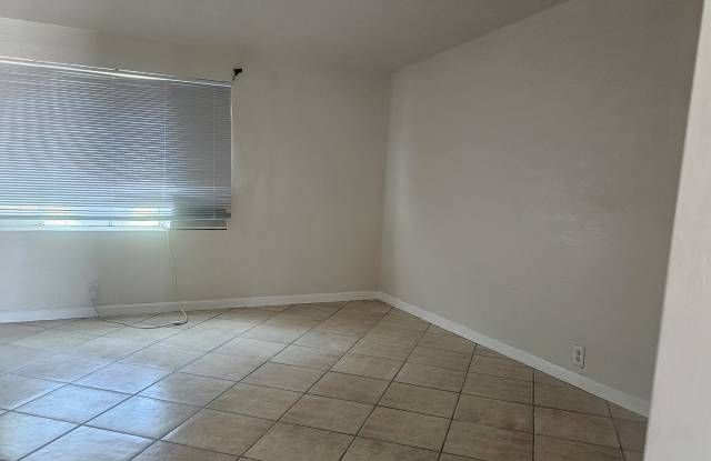 383 W Ramona Dr photos photos
