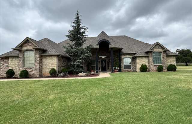 8147 Shadow Lake Drive - 8147 Shadow Lake Drive, Blanchard, OK 73010 8147 Shadow Lake Drive - 8147 Shadow Lake Drive, Blanchard, OK 73010