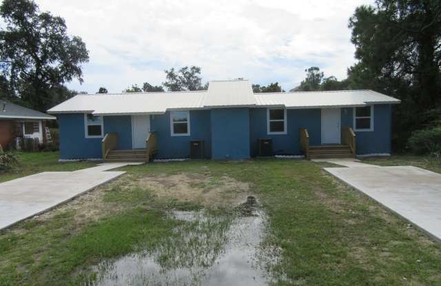 9823 Clarence St. photos photos